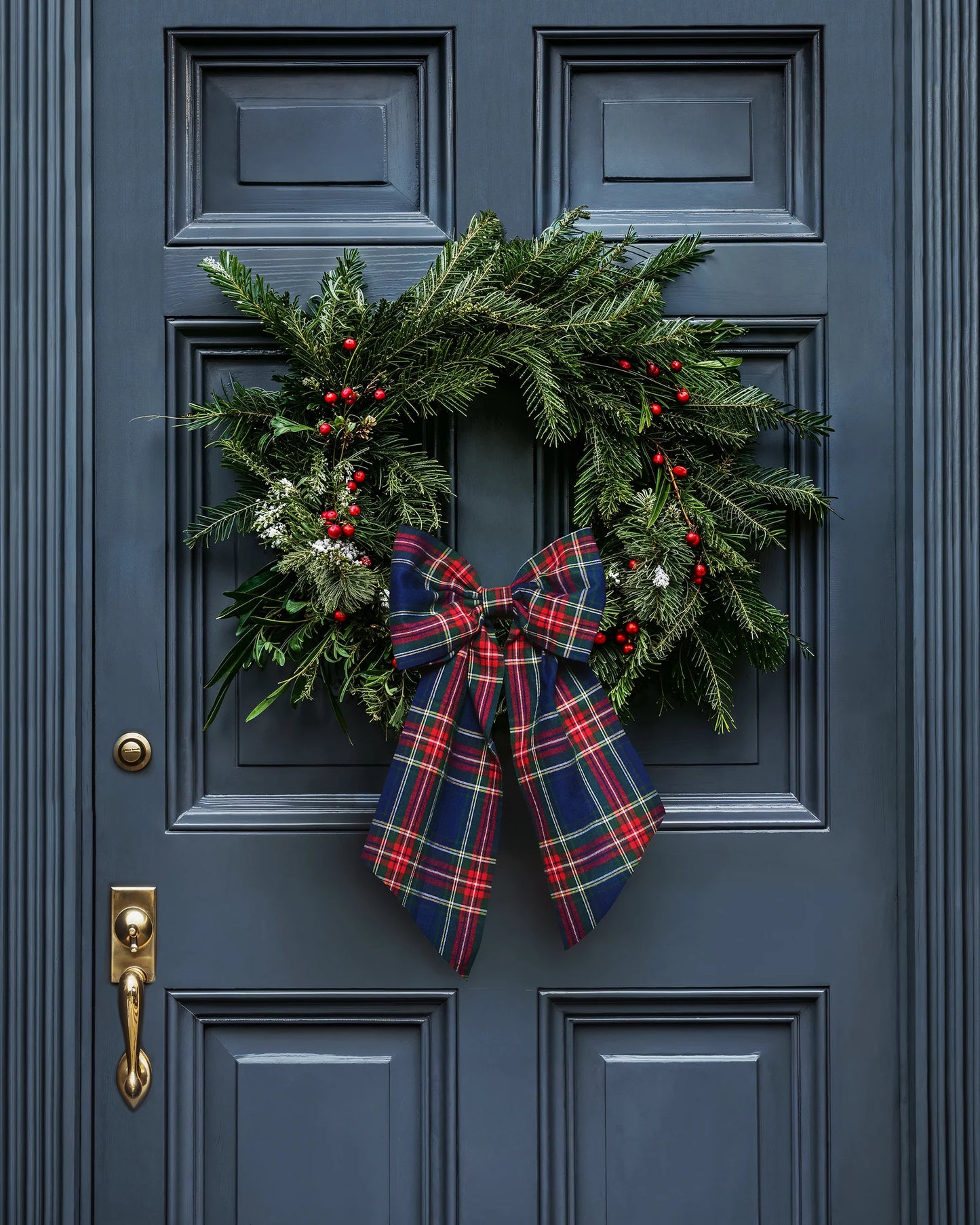 Traditional Evergreen Wreaths with Bow
