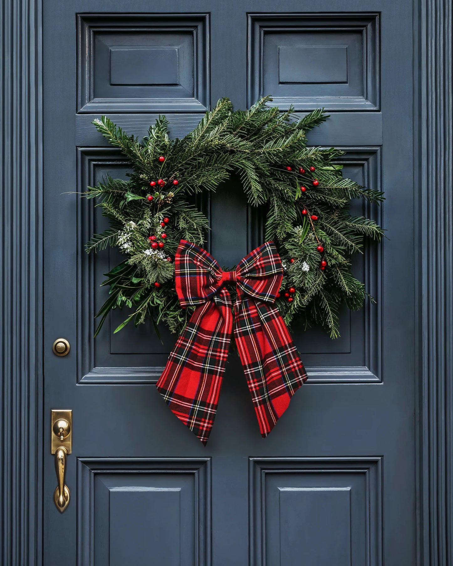 Traditional Evergreen Wreaths with Bow